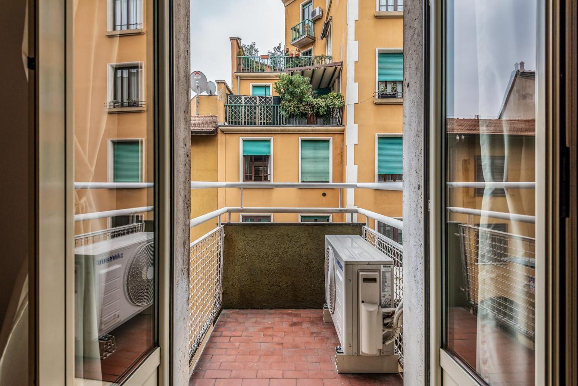Milano Scalo Romana 4 Pax -Wi-Fi Scrivia Apartment Exterior photo